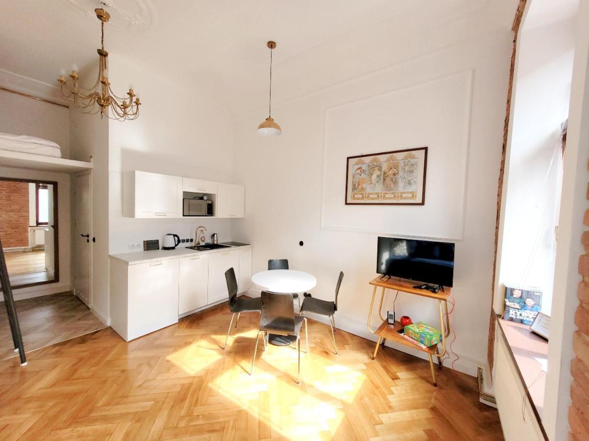 לודז' Piotrkowska Gallery Apartments מראה חיצוני תמונה